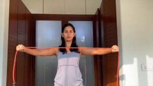 4 Min Upper Body Strength Exercises using a Theraband/ pair of TIghts