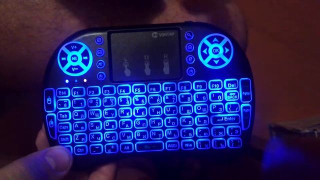 Как включить подсветку беспроводной клавиатуры мини Vontar i8 воздушная мышь с тачпадом X96 H96 Max смотреть онлайн