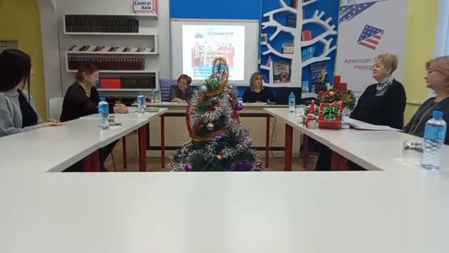 Новогодние традиции в разных странах смотреть онлайн