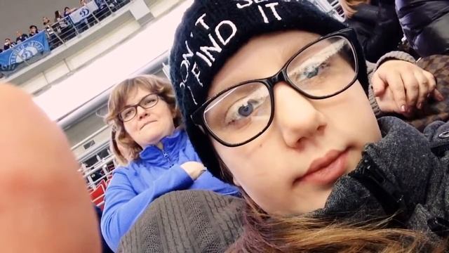 Влог :еду на хоккей