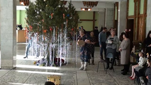 Новогодние елки 2020 смотреть онлайн