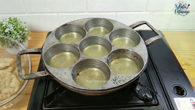 Peyek Kacang Bulat Enak Gurih Dan Renyah | PEYEK KACANG KOIN CETAKAN BULAT смотреть онлайн