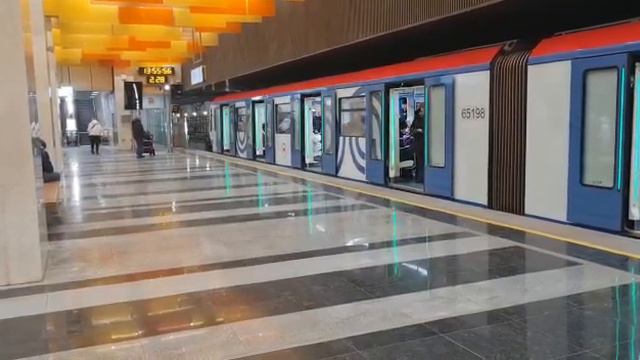 OMG! Откуда она вернулась Москва на станции Новаторская смотреть онлайн