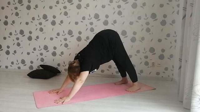 Лучшая Йога для беременных с Рэйнбо Марс 1, 2, 3 триместр. Rainbeau Mars prenatal yoga. смотреть онлайн
