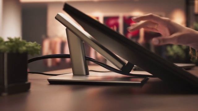 Dell 24 Touch USB-C Hub-skærm смотреть онлайн