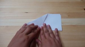 Самолет из пенопласта VS Бумажный самолетик