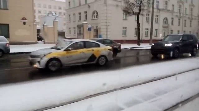 ОСОБЕННОСТЬ! Трамвай БКМ 84300М борт. номер 157 маршрут №1 смотреть онлайн