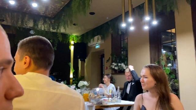 Свадьба друзей в Казани. Первый день. Не получилась экспериментальная укладка волос.