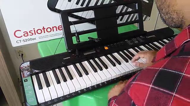 🎹 CASIO CT S200 BK EXCELENTE CUSTO BENEFÍCIO смотреть онлайн