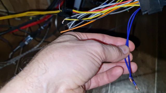 Как подключить усилитель без межблочных проводов, через высокоуровневый вход смотреть онлайн