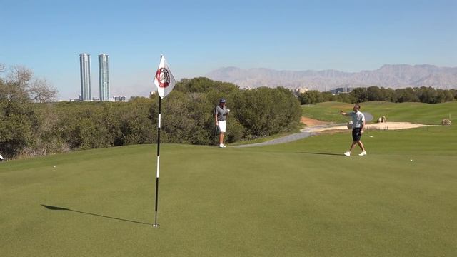 You Can LEARN SO MUCH Watching This Golfer - Old School смотреть онлайн