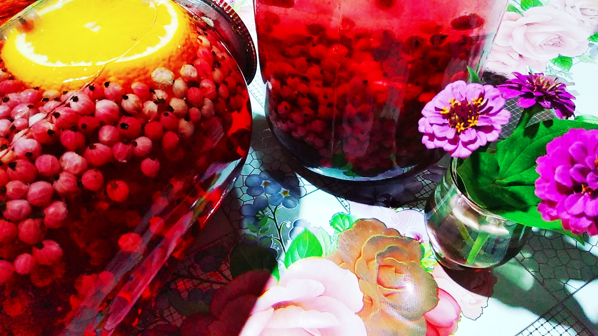 КОМПОТ ИЗ КРАСНОЙ СМОРОДИНЫ С АПЕЛЬСИНОМ. Сказали, что очень вкусный. Попробовала...действительно. смотреть онлайн