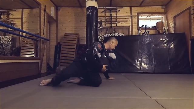 Техники падения родителя с ребенком смотреть онлайн