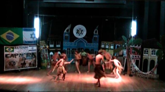 BATIZADO CAPOEIRA ACHE CORUMIM ALEGRIA (MACULELE ) NAZARETH ELLITH 2012.mpg смотреть онлайн