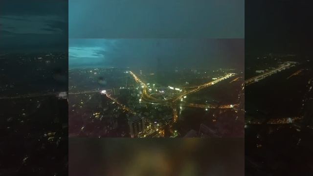 Baiyoke Sky Hotel view at night смотреть онлайн