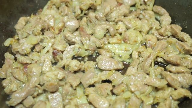 Греческий гирос с соусом дзадзики | Греческий фаст фуд смотреть онлайн