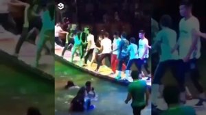 Традиционные китайские игры на мосту.