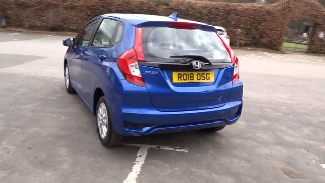Honda JAZZ 1.3 i-VTEC SE Navi 5dr CVT смотреть онлайн