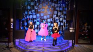 группа Barbie Girls - А я Барби гёрл