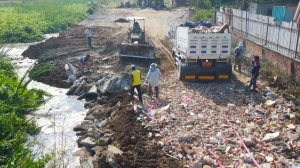 Строительство, засыпаем болото