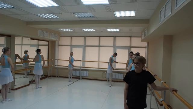 Классический танец: Станок смотреть онлайн