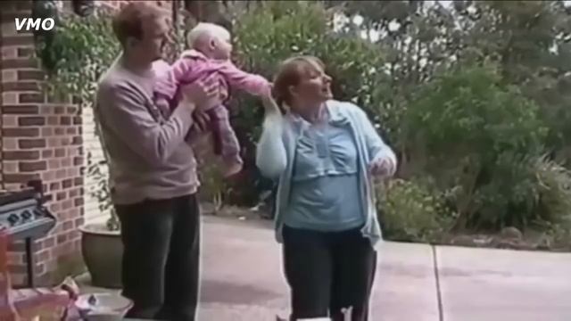 Папы Спасают Детей, Отцовский Инстинкт ! смотреть онлайн