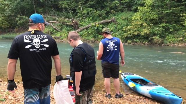 KAYAK THE ELEVEN POINT RIVER смотреть онлайн