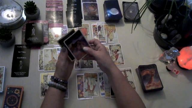 ⭐Harry Styles Twin Flame/Soul Mate tarot reading July 2023 Is this love or a love con courtship? смотреть онлайн