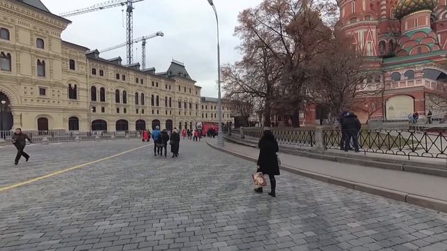 Красная площадь. Прогулка по парку "Зарядье" и вокруг Кремля в дневное время. смотреть онлайн