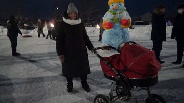 В Тайшете открыли ёлку в старом городе смотреть онлайн