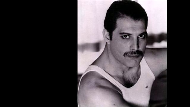 Фредди Меркьюри. Show Must Go On - Шоу должно продолжаться.avi смотреть онлайн