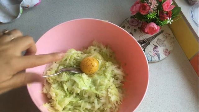 Самые ВКУСНЫЕ КАРТОФЕЛЬНО_КАБАЧКОВЫЕ ОЛАДЬИ. . Драники картофельно-кабачковые смотреть онлайн