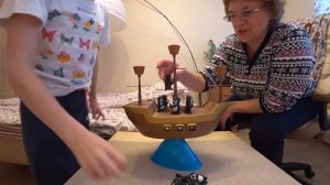ВЛОГ  Игра «Не раскачивай лодку» / Фотоальбом / Женька ласкунья ?/ Заболела ? ?17 декабря 2018 г.