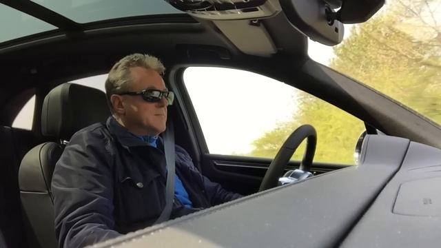 Porsche Macan S Diesel смотреть онлайн