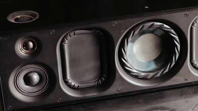 Sony SRS-X99 - Компактный Монстр смотреть онлайн