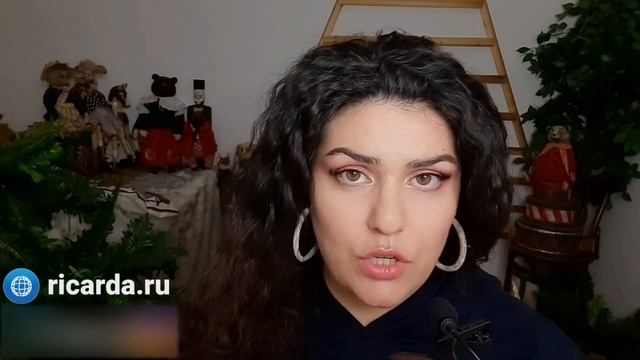 Сколько лет Алисе Тепляковой?