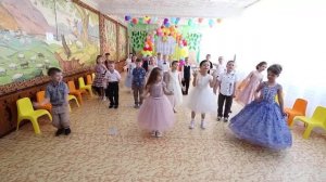 Песня "Воспитатель наш"