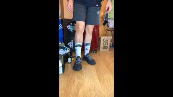 YEEZY BOOST 350 V2 "BLACK" | Распаковка и Подбор лука на лето | Изи за 40+ тыс.руб!