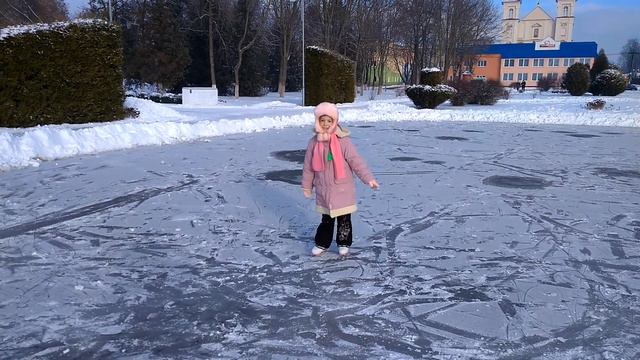 пробуем лед на катке - первая возможность в 2018 году! смотреть онлайн