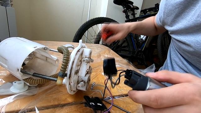 Подробный Разбор и Сбор замена бензонасоса на ваз приора двенашка 2110 калина четырка