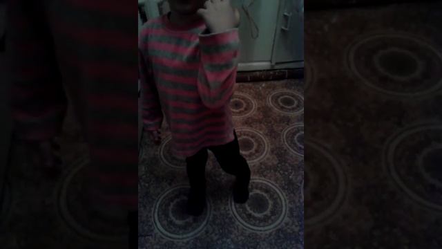 Учим,где правая ручка, а где левая))) смотреть онлайн