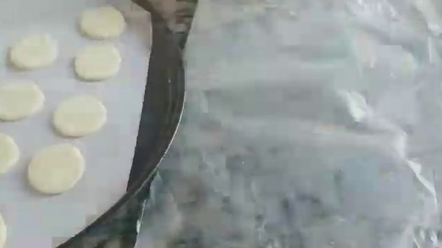 SEQUILHOS de LEITE NINHO com cobertura de CHOCOLATE смотреть онлайн