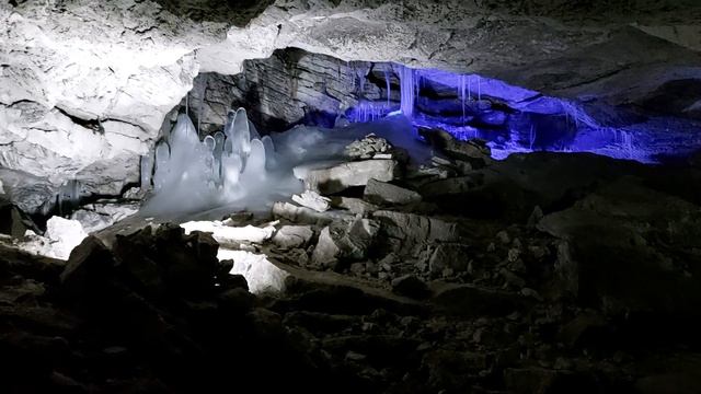 Кунгурская ледяная пещера. Пермский край смотреть онлайн