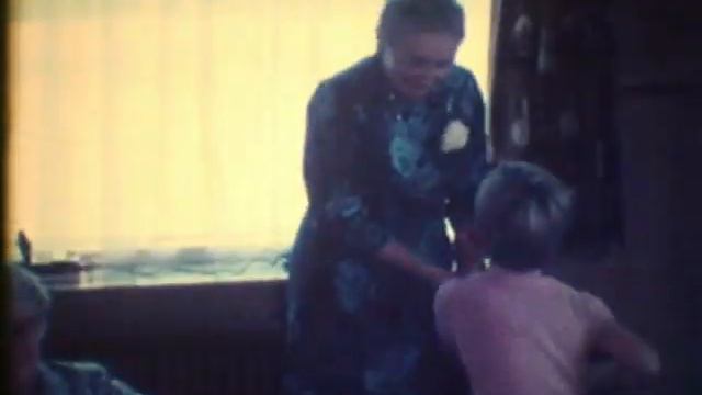 twips.mp4 смотреть онлайн