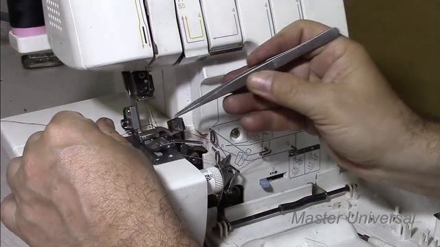 Заправка ниток, регулировка строчки на оверлоке Brother 3034D. Видео № 428. смотреть онлайн