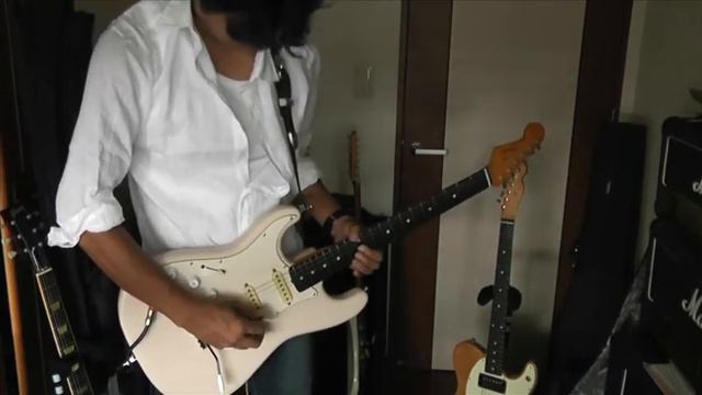 Fender Stratocaster MIJ Left Handed Upside Down Demo смотреть онлайн