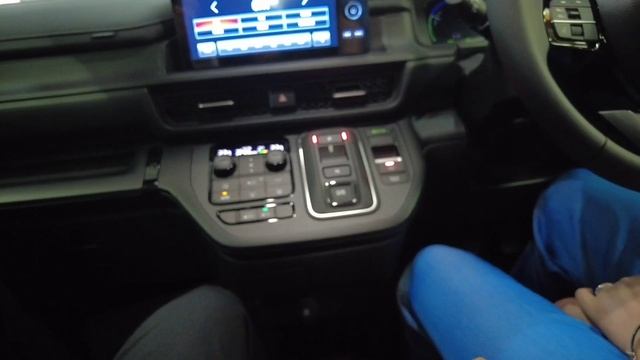 [本田新車教學]全新本田Stepwgn SPADA e：HEV油電混合詳細教學。 смотреть онлайн