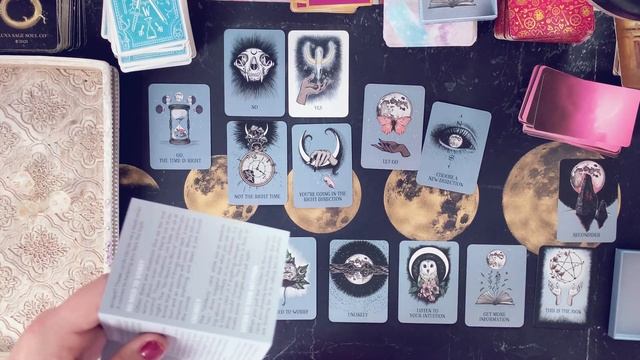Crystal Ball Pocket Oracle by Athene Noctua -Unfolding and Reading the Guidebook ? Deck Exploration смотреть онлайн