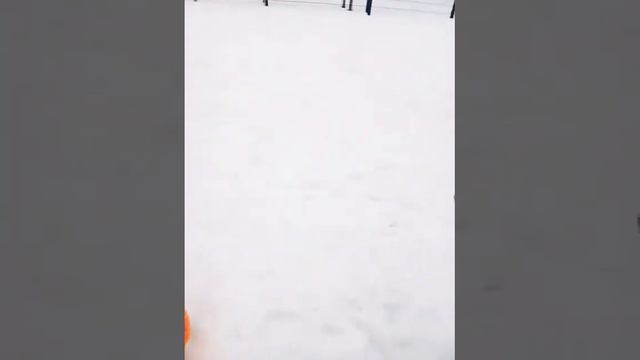 Игра в футбол на улице смотреть онлайн