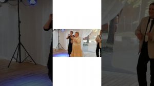 Песня в подарок на свадьбу дочери от мамы. Оригинальное поздравление на свадьбу от родителей